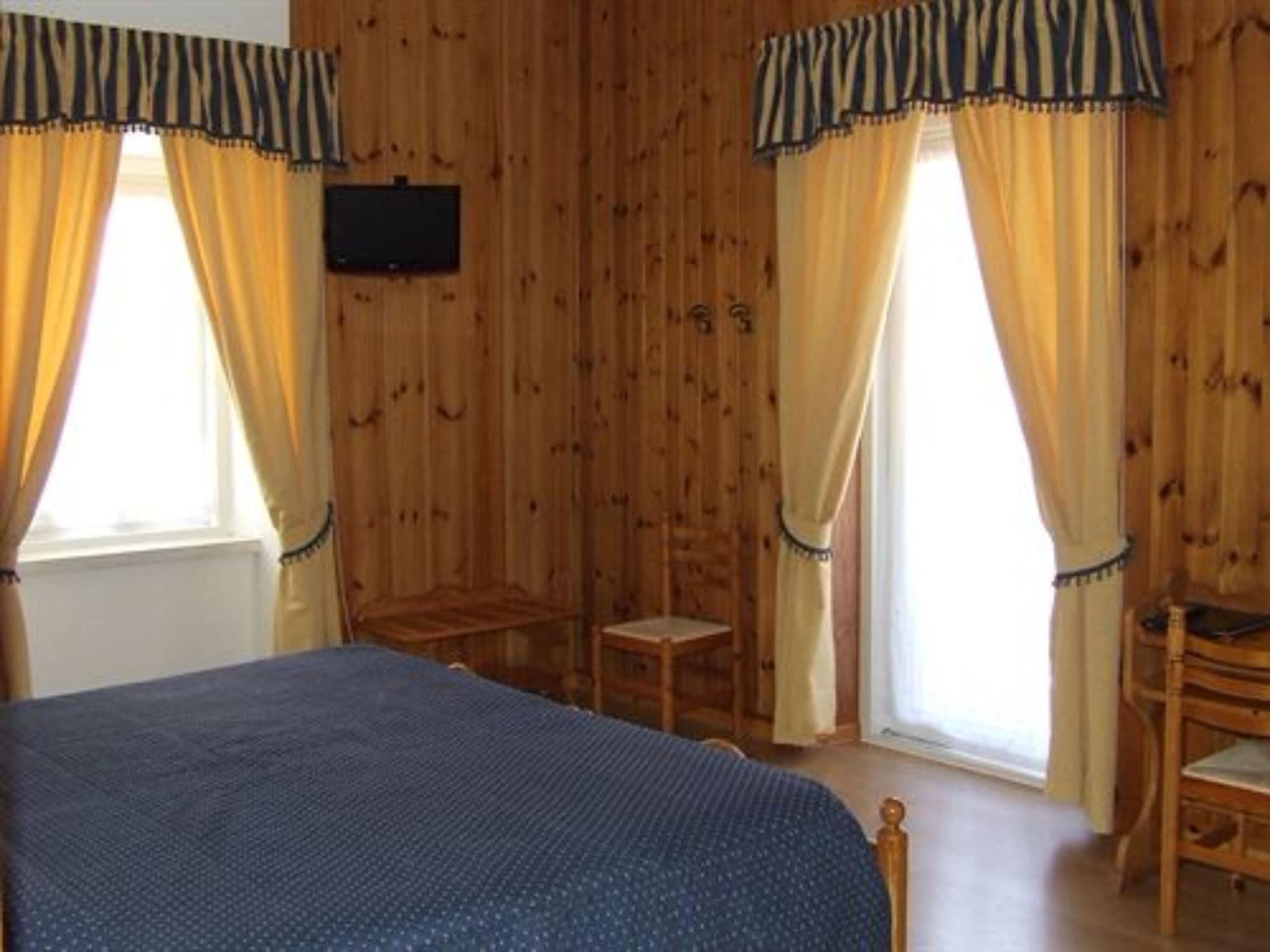 Hotel Aquila Cortina dʼAmpezzo Esterno foto