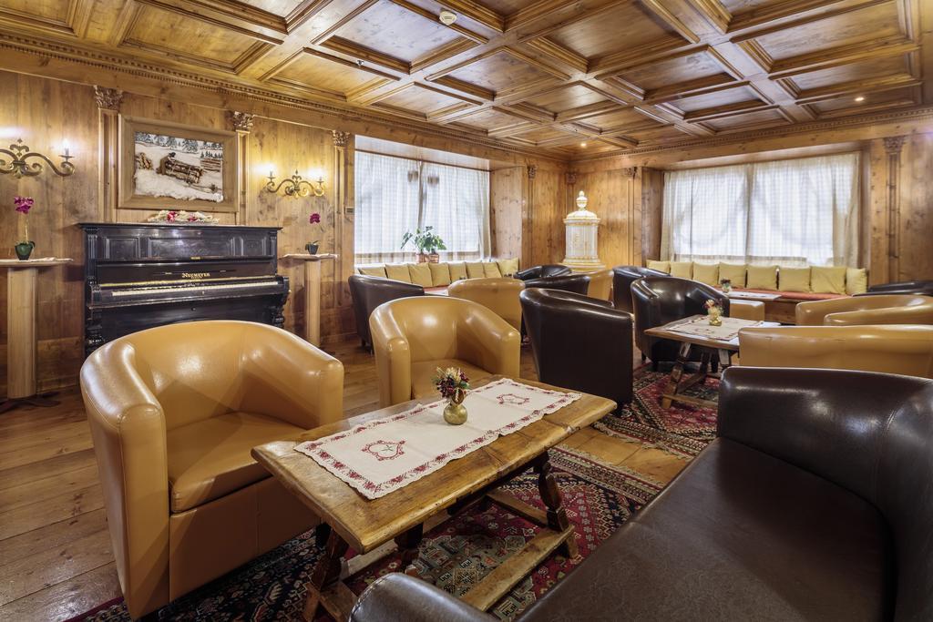 Hotel Aquila Cortina dʼAmpezzo Esterno foto