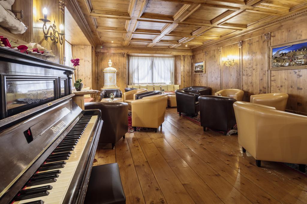 Hotel Aquila Cortina dʼAmpezzo Esterno foto