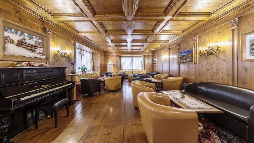 Hotel Aquila Cortina dʼAmpezzo Esterno foto