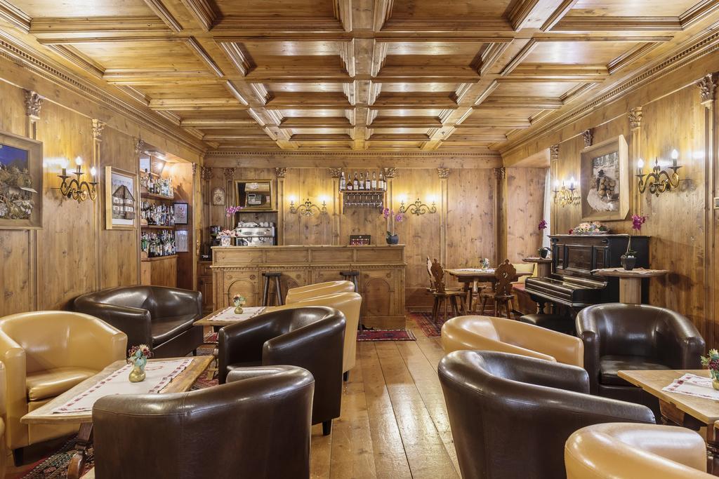Hotel Aquila Cortina dʼAmpezzo Esterno foto