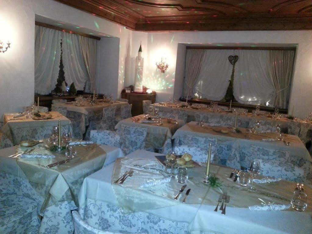 Hotel Aquila Cortina dʼAmpezzo Esterno foto