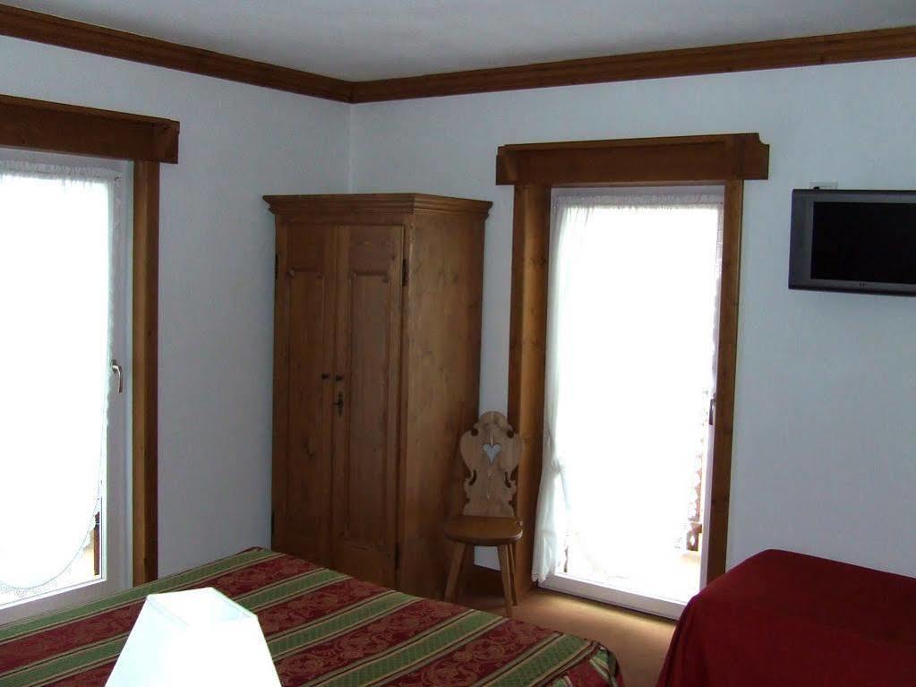 Hotel Aquila Cortina dʼAmpezzo Esterno foto