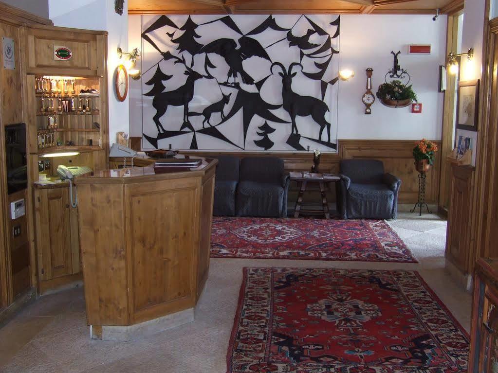 Hotel Aquila Cortina dʼAmpezzo Esterno foto
